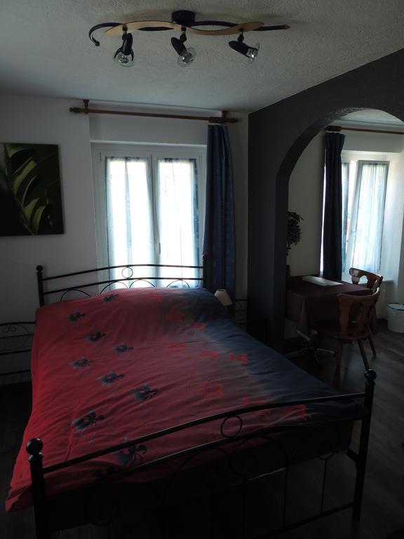 Hotel De La Gare Cousset Стая снимка