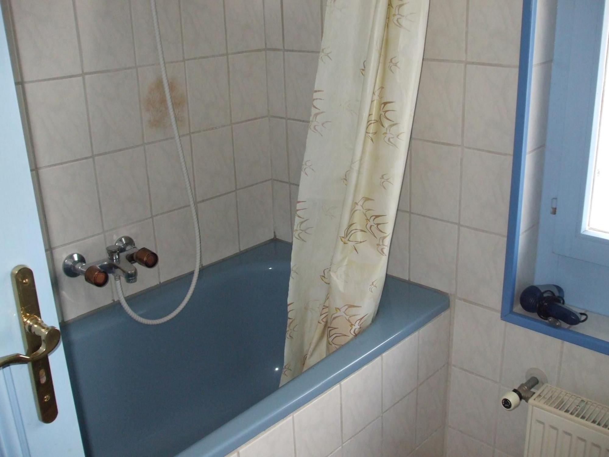 Hotel De La Gare Cousset Екстериор снимка